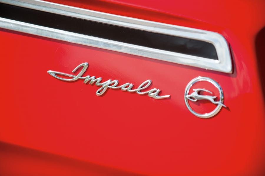  Chevrolet Impala Convertible 1961 года  (фото 11 из 16)